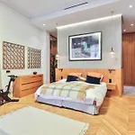 Exceptional Flat Heart Of The 16Th Arrondissement