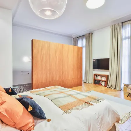 Exceptional Flat Heart Of The 16th Arrondissement Appartamento
