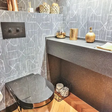 Exceptional Flat Heart Of The 16th Arrondissement Parigi